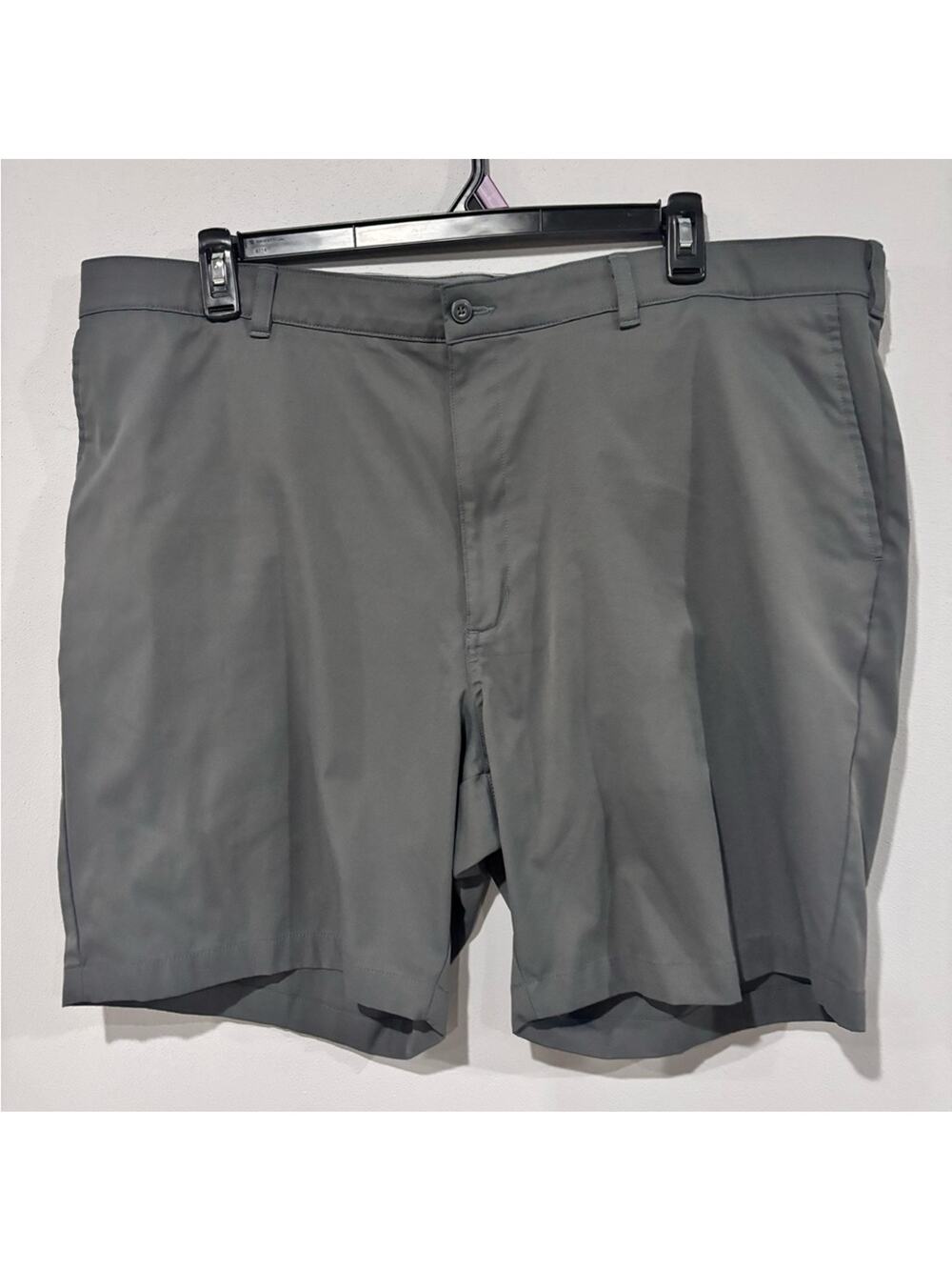 Ben Hogan Men’s Size 46 Gray Golf Shorts
